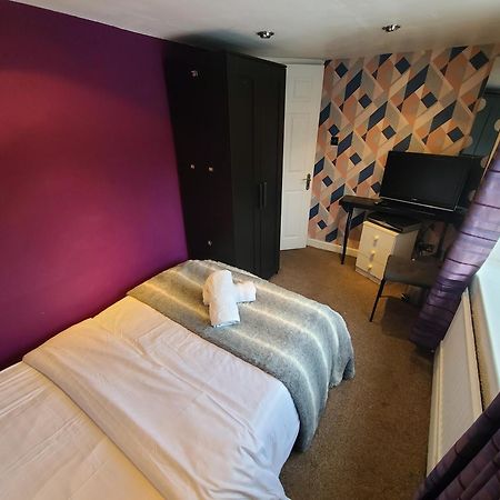 Grand Near Etihad Stadium Coop Live Droylsden 외부 사진